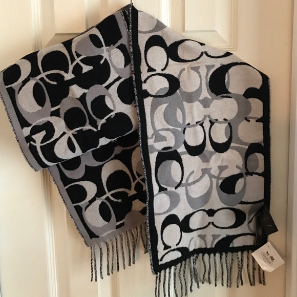 Coach Signature C Muffler Scarf - Picture 1 of 3