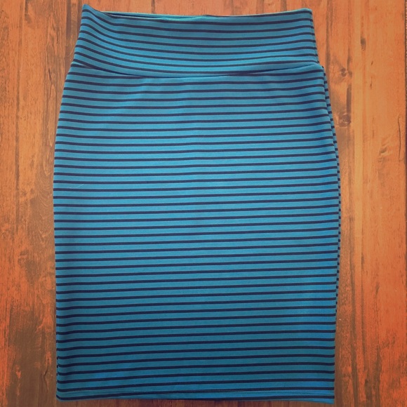 LuLaRoe Dresses & Skirts - LuLaRoe Cassie Skirt - Teal and Black Stripe EUC
