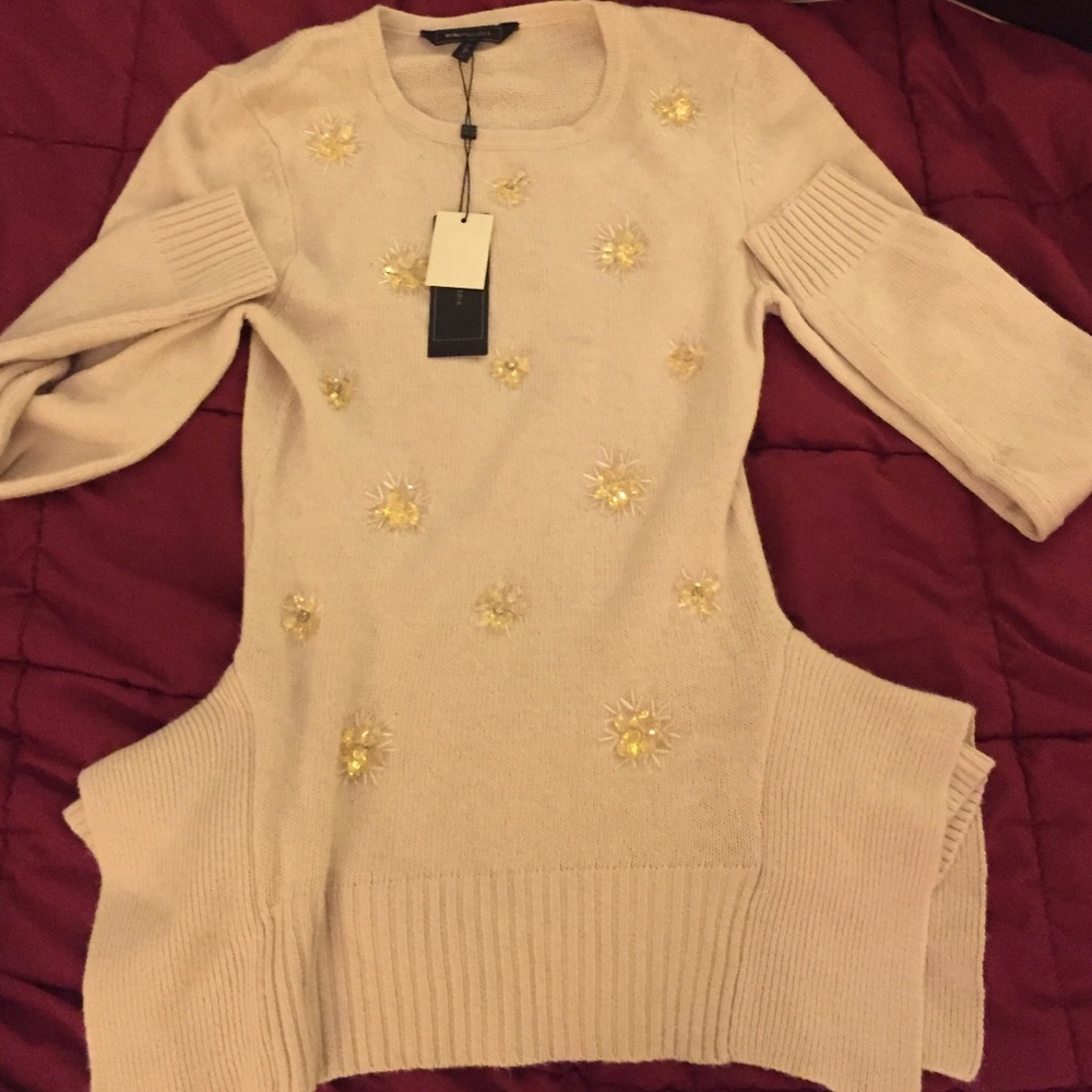 SALE TODAY ONLY!Got it as a gift and not my style.