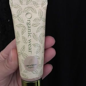 Physicians formula liquid makeup