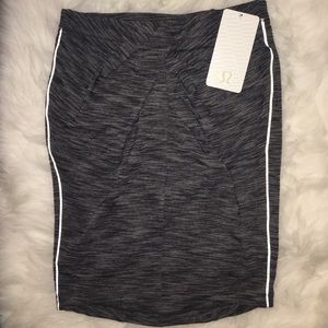 Lulu lemon pencil skirt NWT