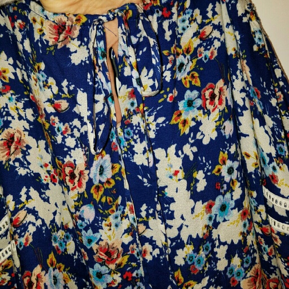 WAYF DRESS - Picture 4 of 4