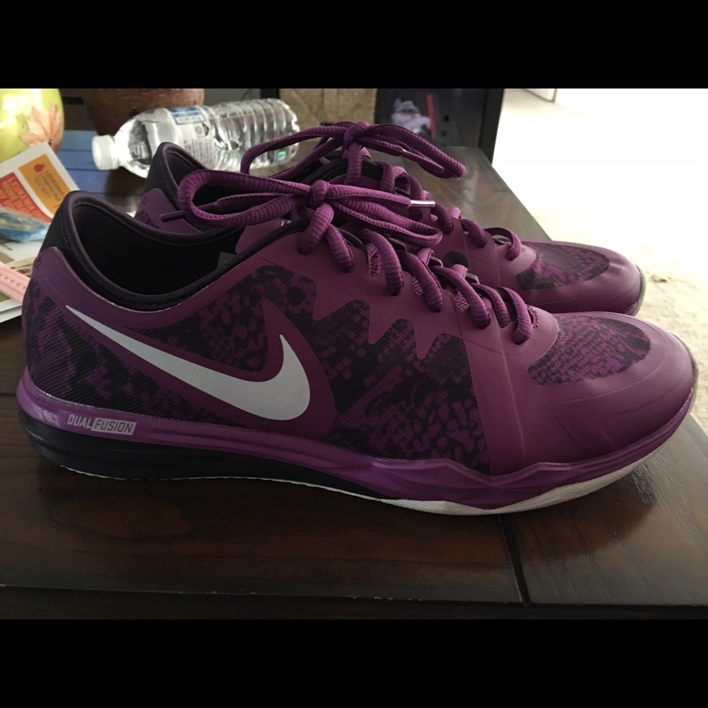 Nike training shoes dual fusion