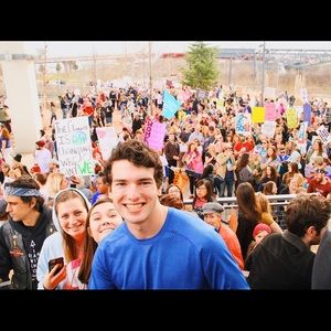 Meet your Posher, Cam