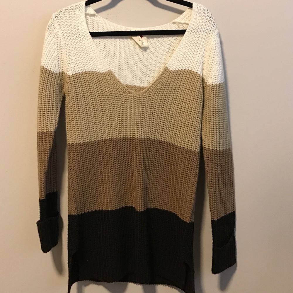 SWEATER - BRAND NEW WITHOUT TAGS!