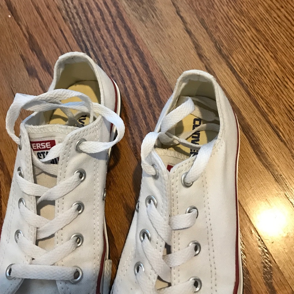 🚫SOLD🚫Kids Converse Sz 2 Great Condition!!!! - Picture 3 of 4