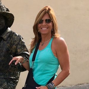 Meet your Posher, Jacqueline