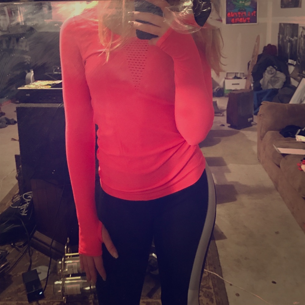 Fabletics by Kate Hudson long sleeve