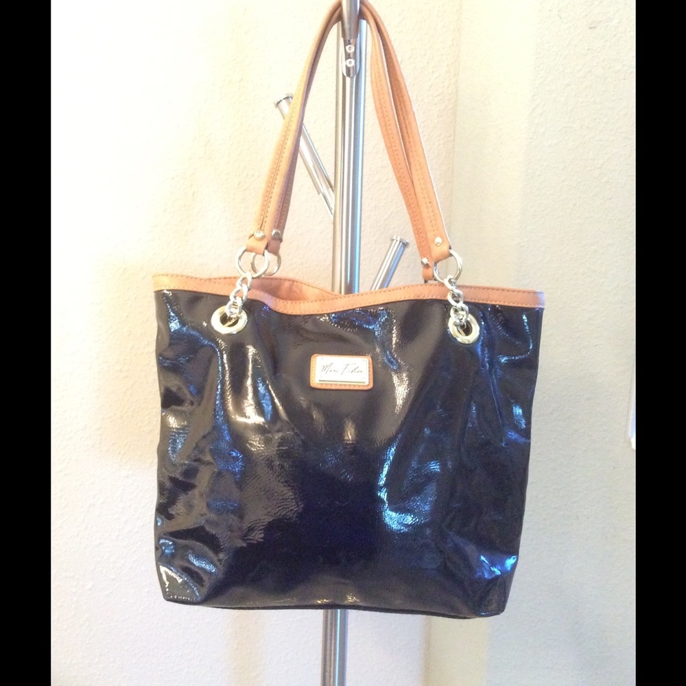 Patent leather pocketbook