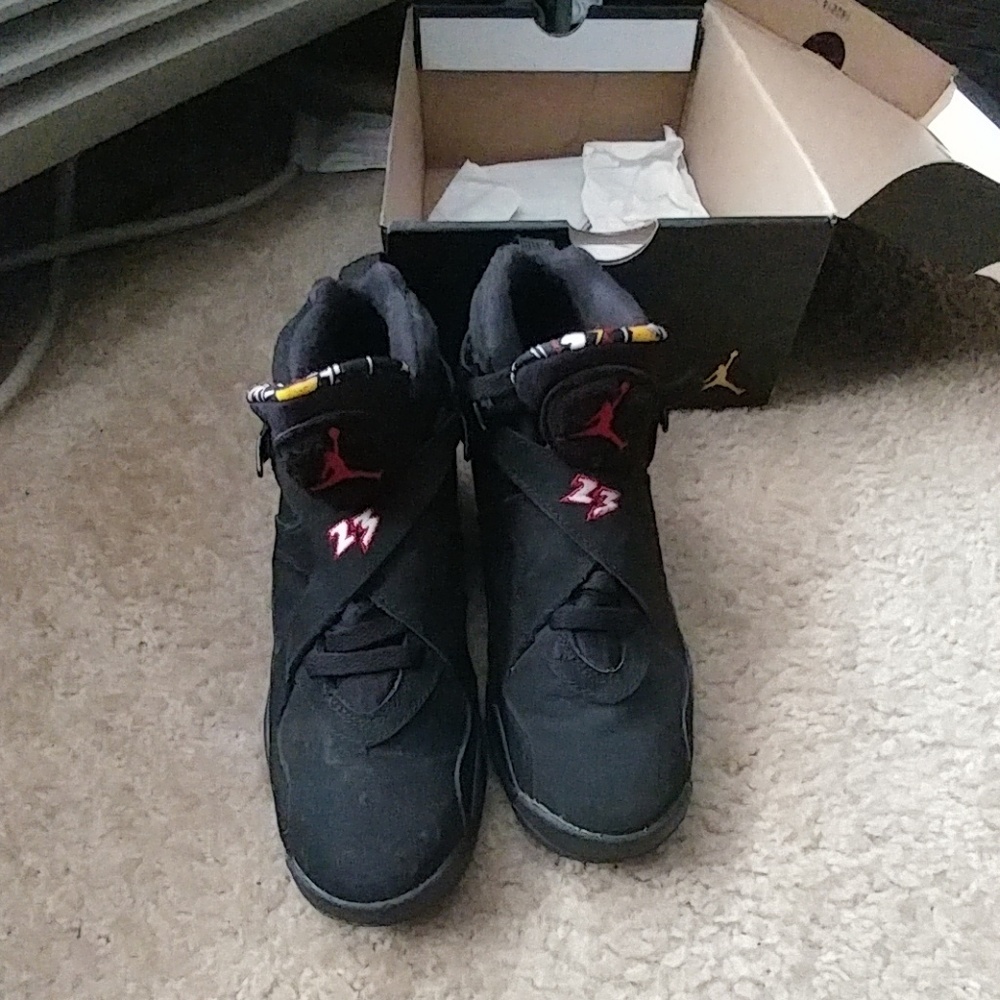 Retro Jordan 8s playoffs