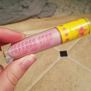 Jeffree Star liquid lipstick virginity