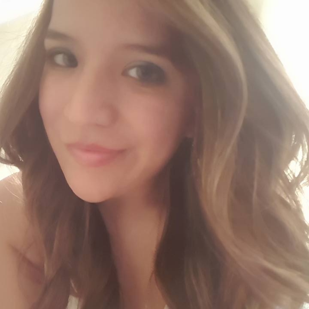 Meet your Posher, Crystal nena