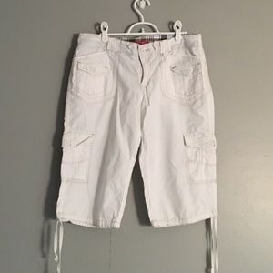 Unionbay white cargo capris