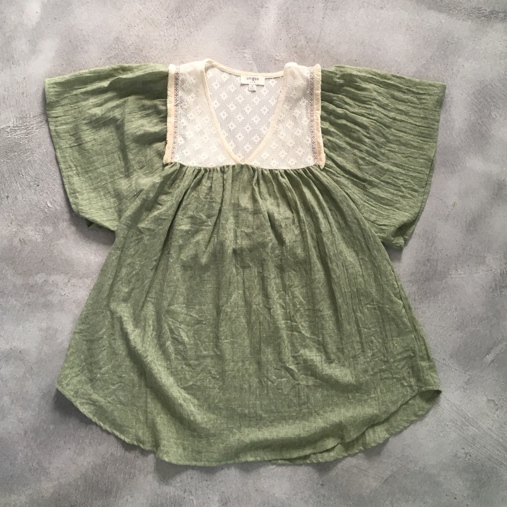Green Umgee top
