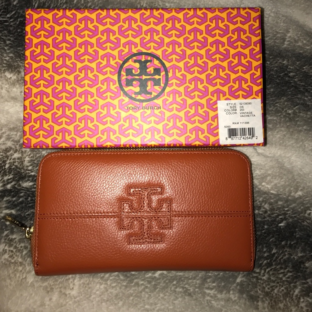 Tory Burch wallet