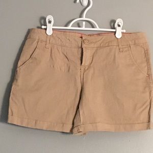 Wallflower khaki shorts