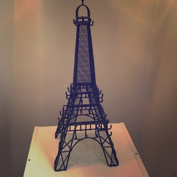 Jewelry Stand - Picture 1 of 4