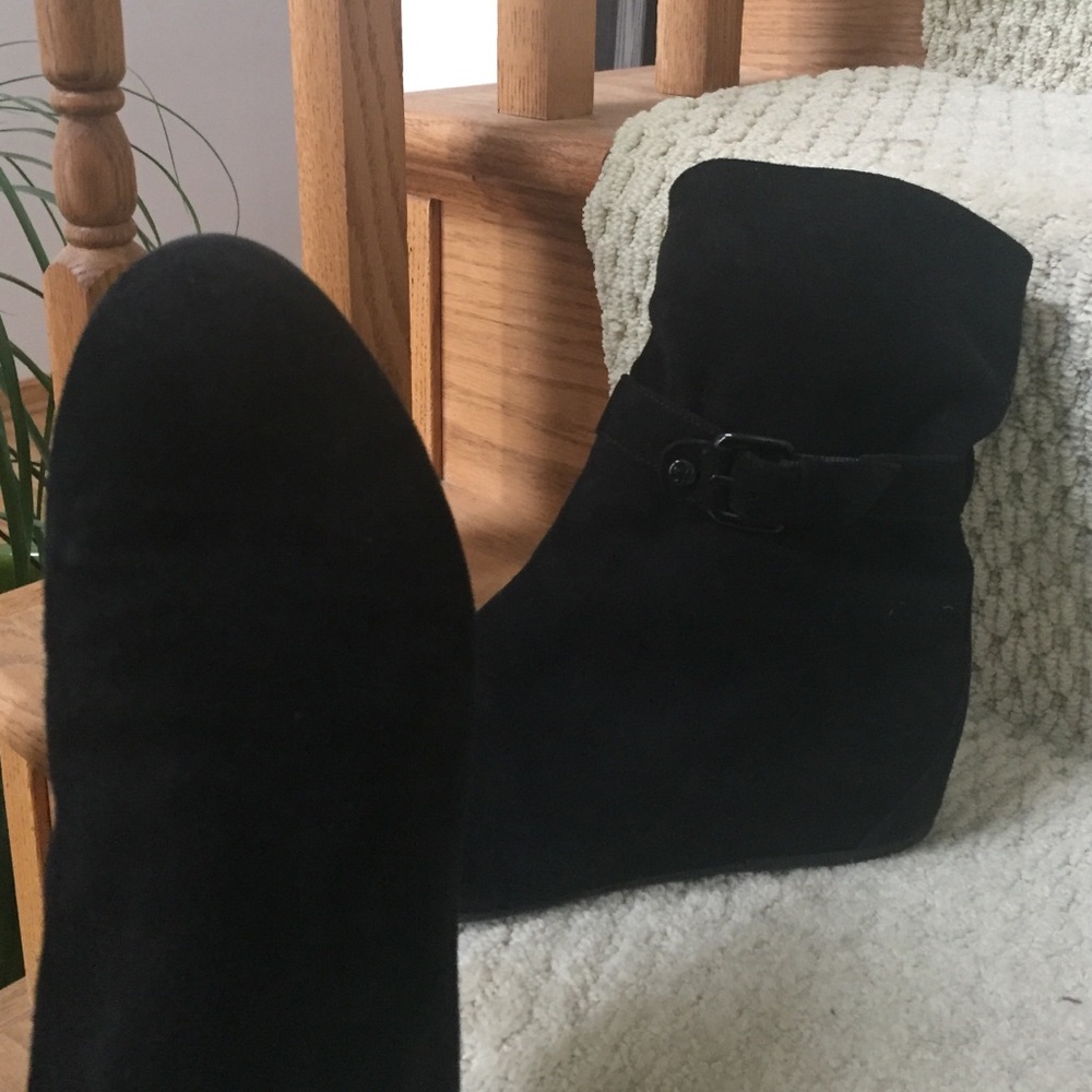 Extra Pics - image 1