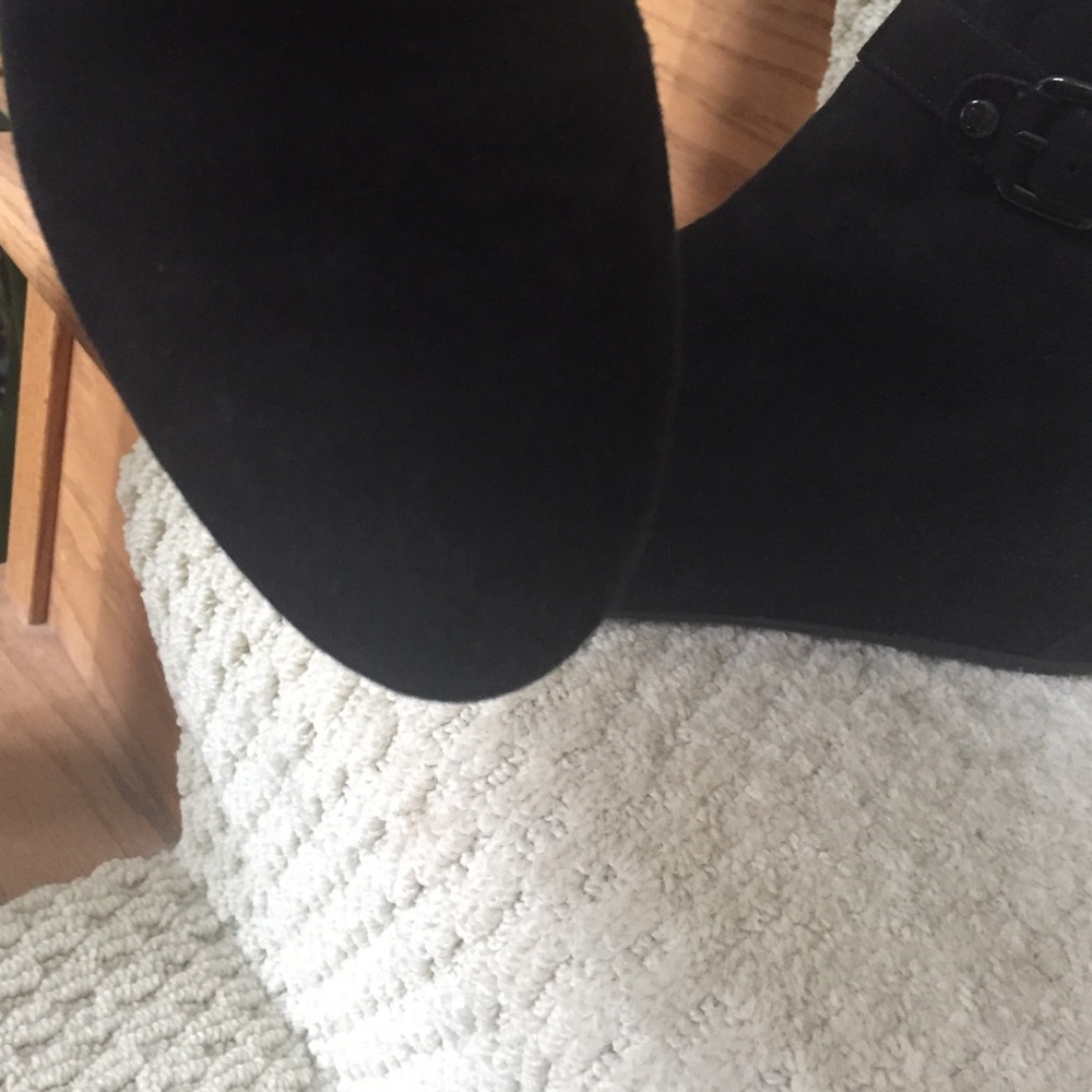 Extra Pics - image 3