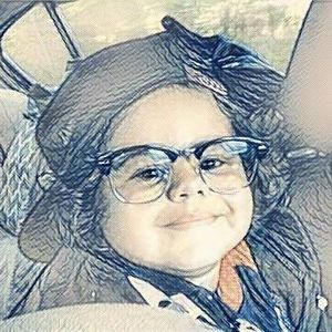 Meet your Posher, Leslie