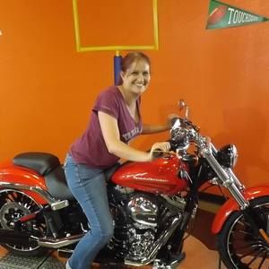 Meet your Posher, Dani