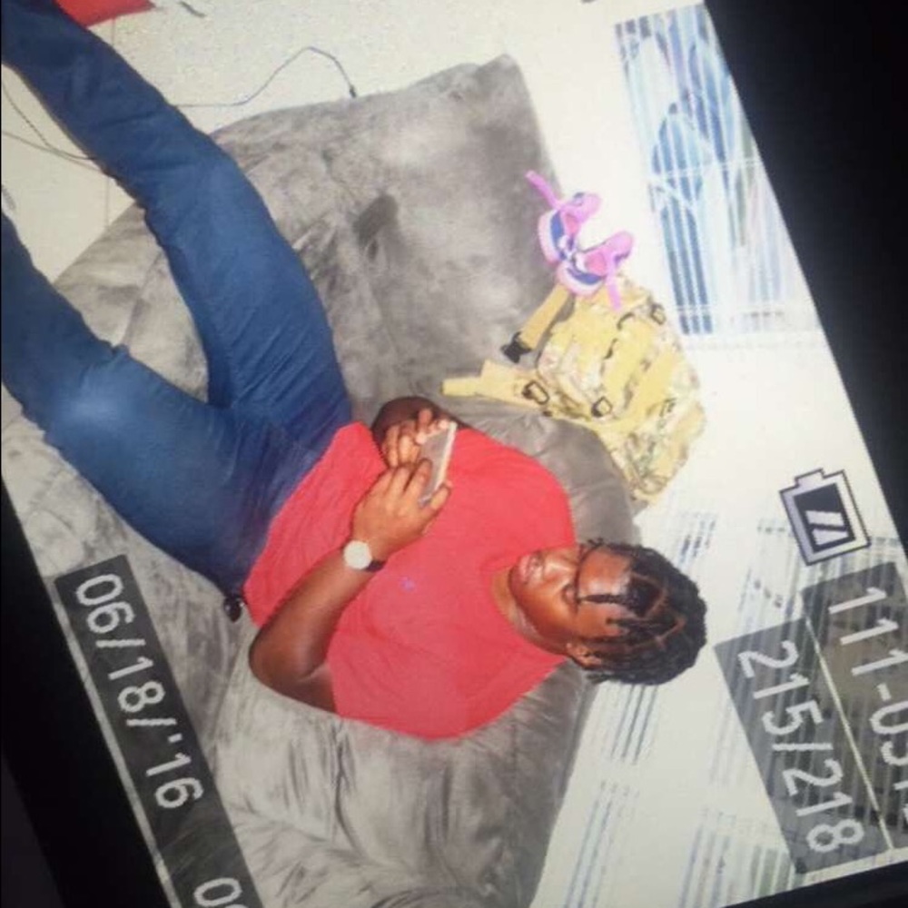 Meet your Posher, Davon