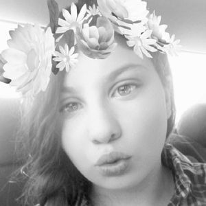 Meet your Posher, Hosanna