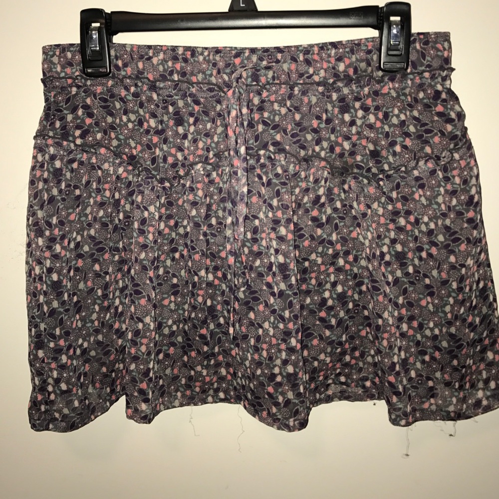 CUTE SPRING SKIRT!