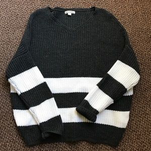 women's zenana outfitters sweater