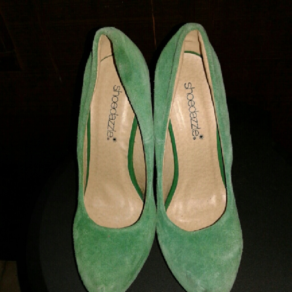 Heels - Picture 2 of 2