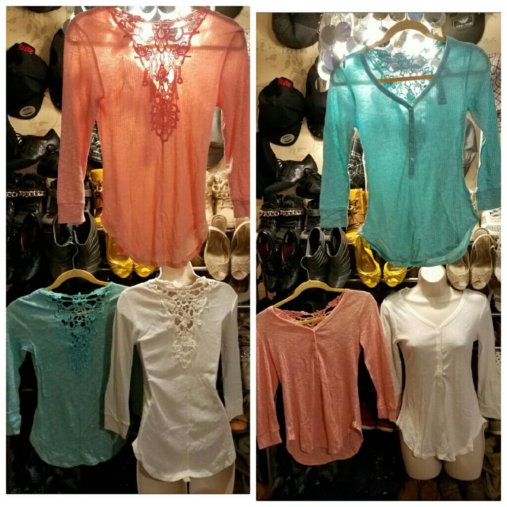 Special $! Nwt 3 quarter sleeve button down top.