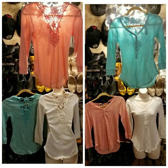 Special $! Nwt 3 quarter sleeve button down top. - Picture 1 of 4