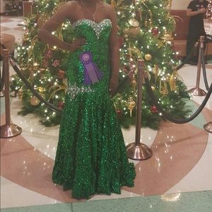 Emerald Green Sequin Corset Back Formal Gown