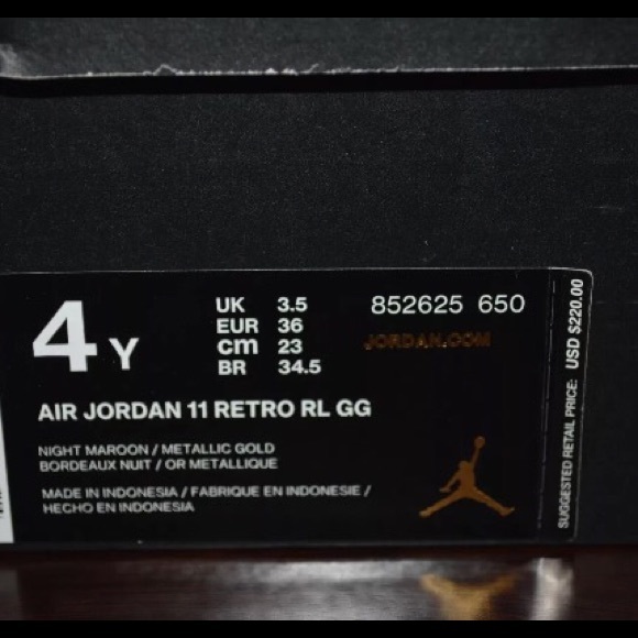 Jordan 11's - Picture 3 of 4