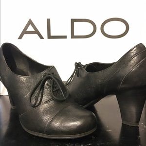 Aldo Round Toe Oxford 3in Heels