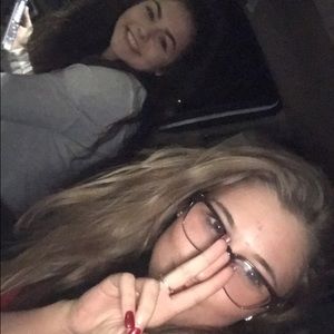 Meet your Posher, Logan