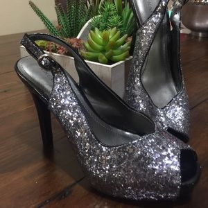 Nine West Pumps!