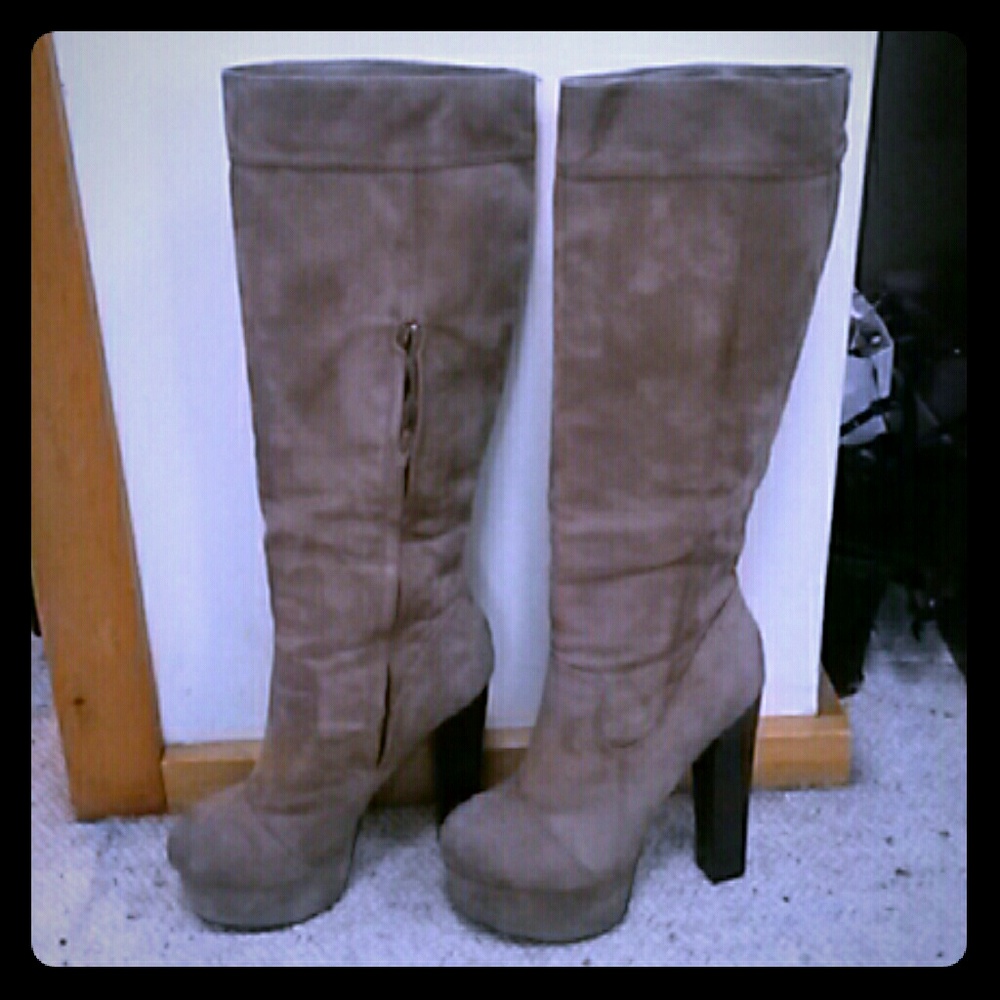 Tan suede boots