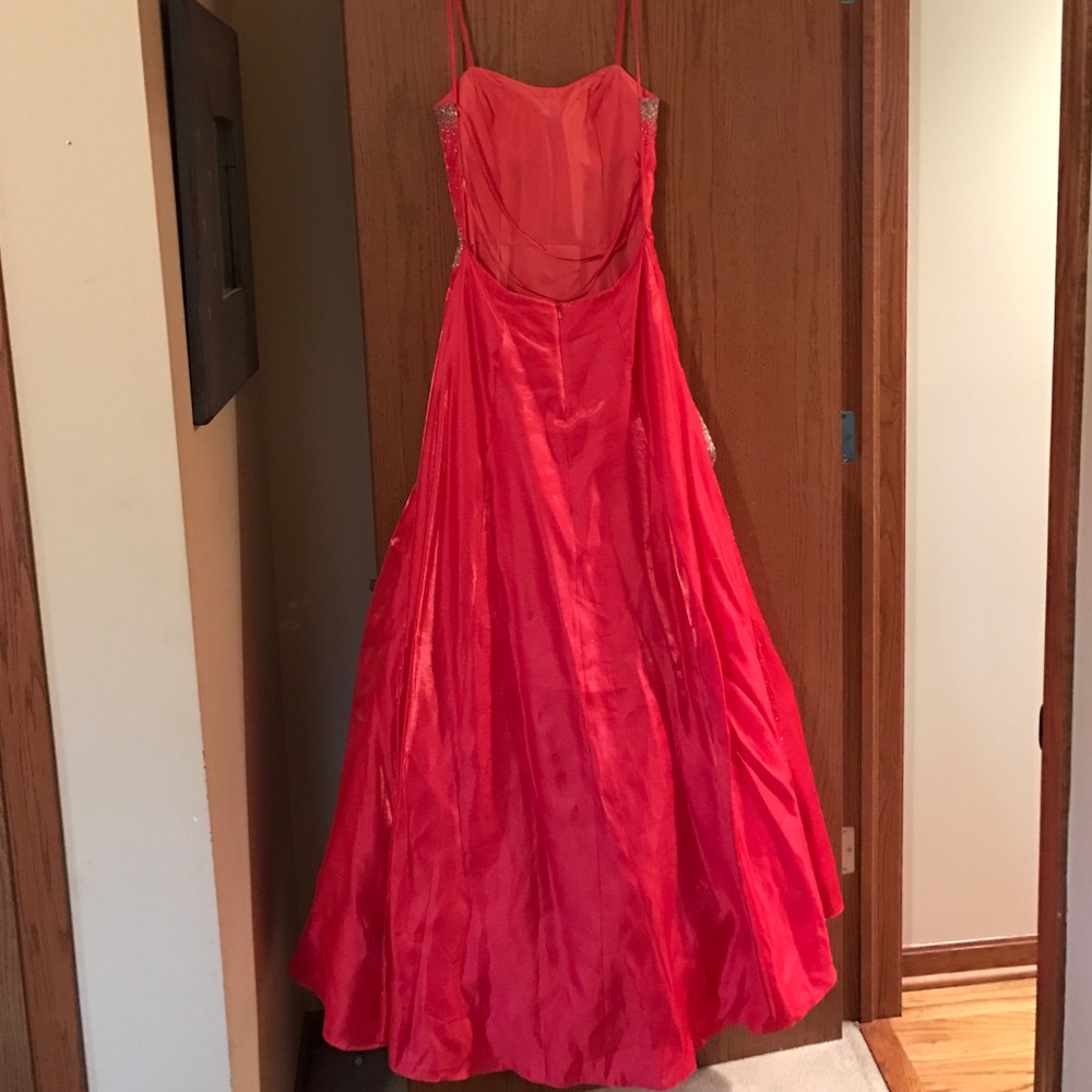 Prom dress - Picture 3 of 4