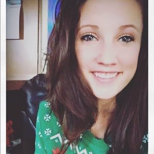 Meet your Posher, Kelli