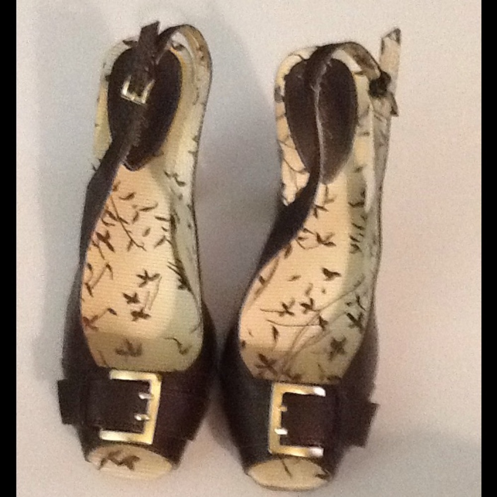Classy & Cute Brass Buckle & Corks Heels 2in