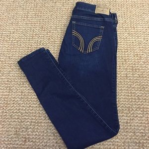 Hollister Super Skinny Jeans