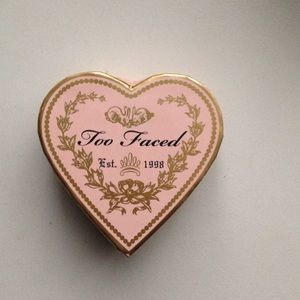 Too faced candy glow