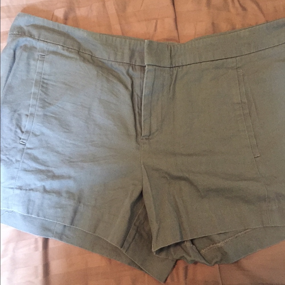 GAP shorts
