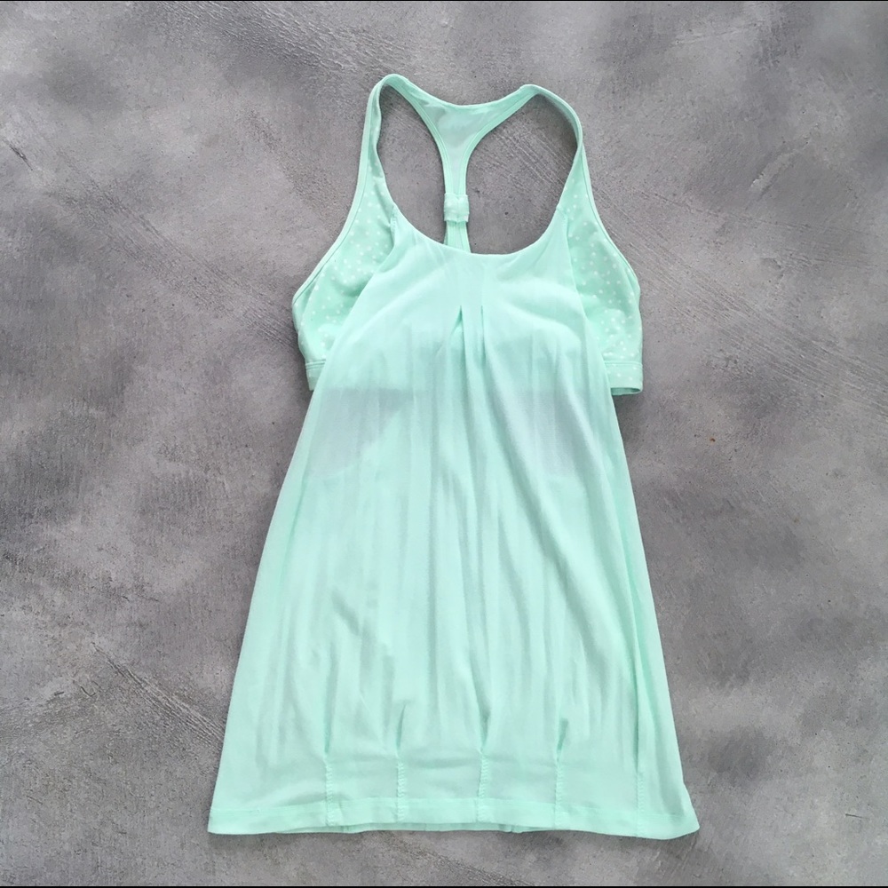 Lululemon top