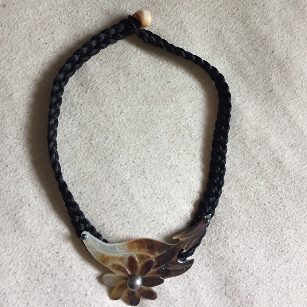 Tahitian Mother Pearl Shell necklace