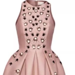 H&M conscious collection .