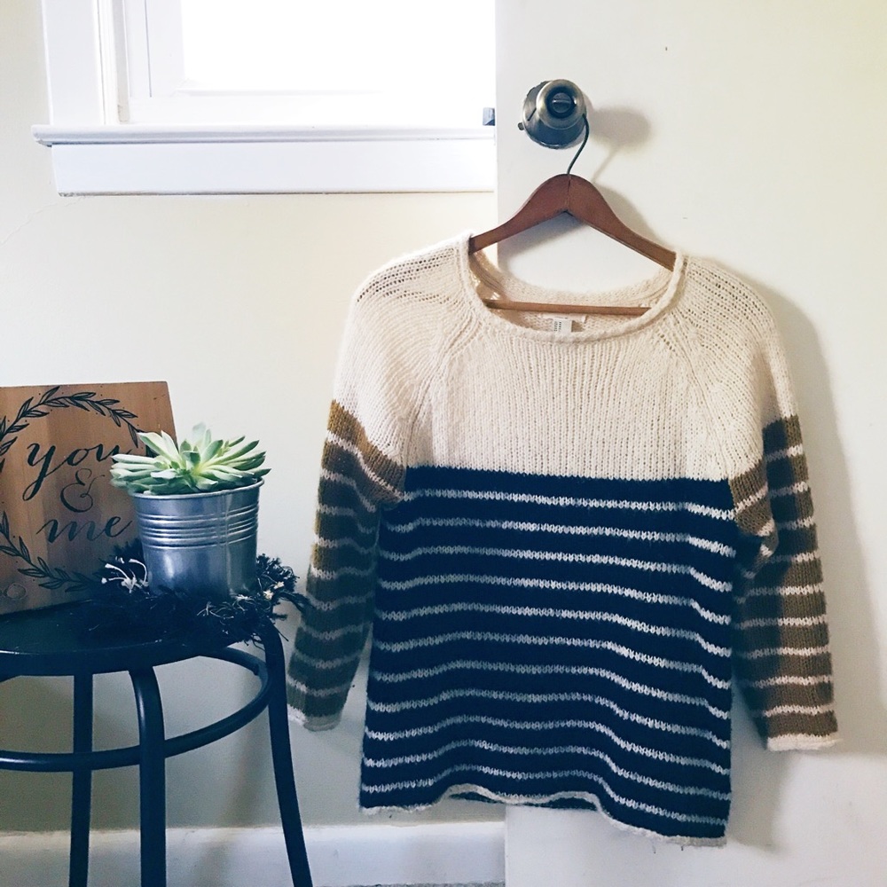 Stripped Sweater 🍃