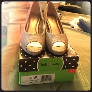 Kelly & Katie Peep Toe Heel