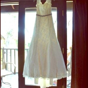 Paloma Blanca wedding gown